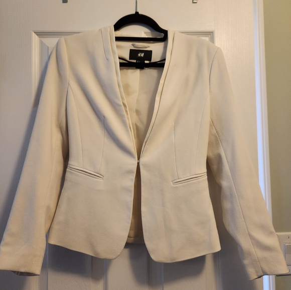 Cream Blazer - Picture 1 of 1